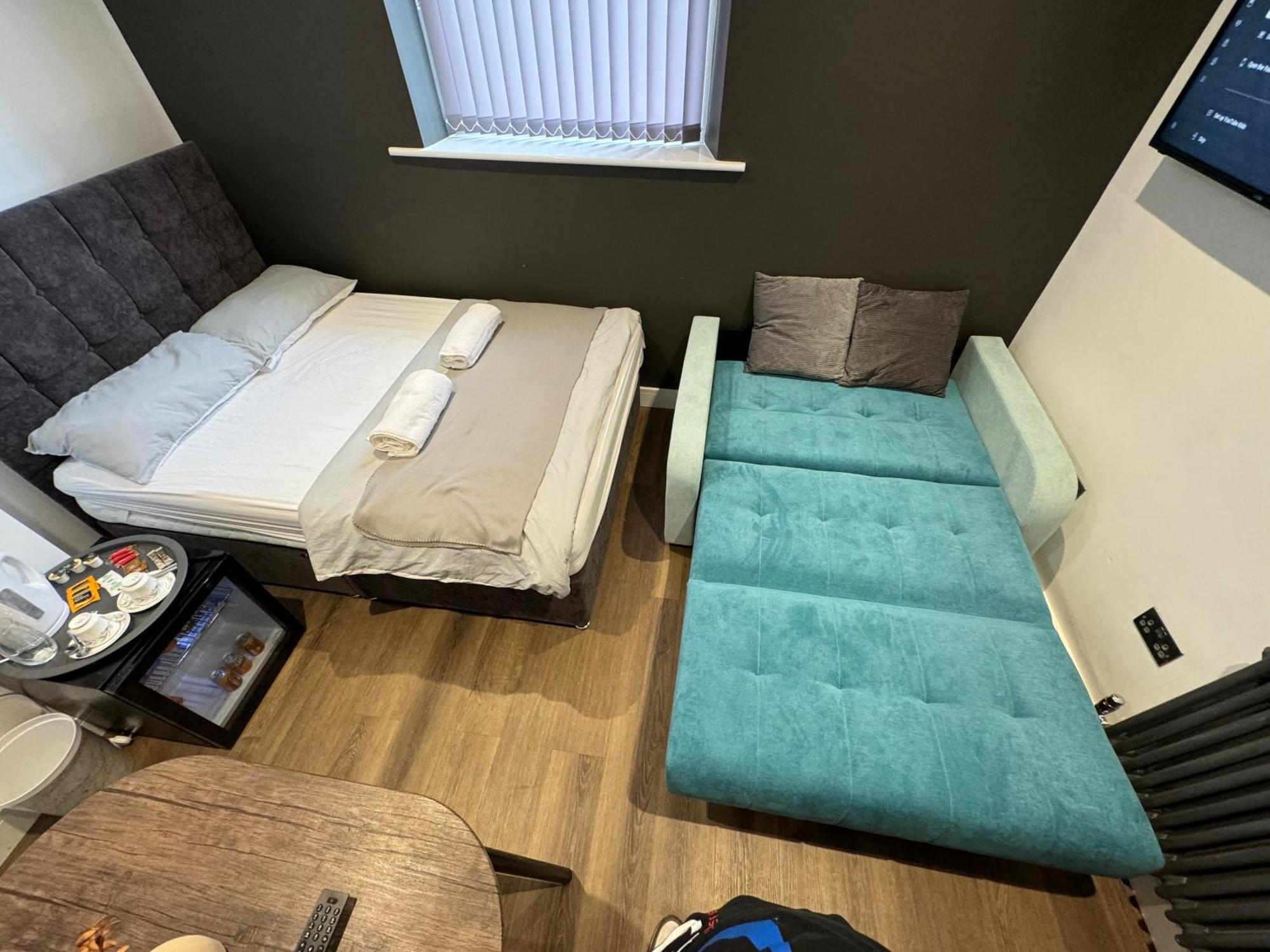 Southgate Luxury Apartments Elland Экстерьер фото