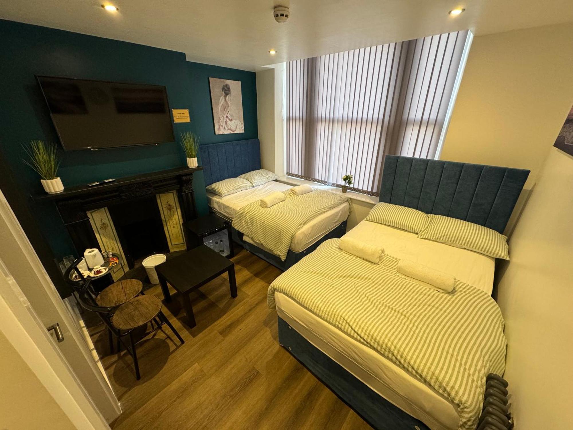 Southgate Luxury Apartments Elland Экстерьер фото
